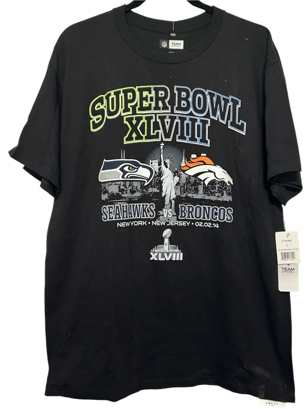Vintage 2014 Super Bowl XLVIII Seahawks vs Broncos Graphic Tee - Size L